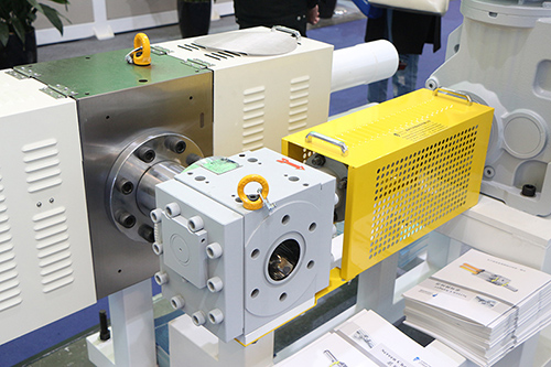 塑料熔體計量泵